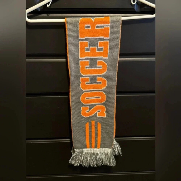GRAY ORANGE SOCCER SHOTS SCARF winter wear - Picture 1 of 4